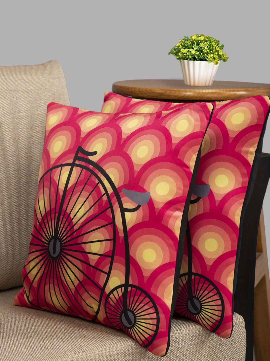 

HOUZZCODE Yellow & Red Set of 2 Geometric Square Cushion Covers