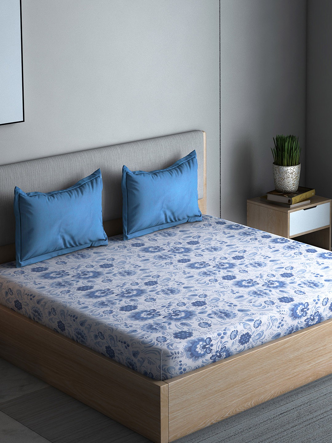 

Boutique Living India Blue Floral 210 TC Cotton 1 Queen Bedsheet with 2 Pillow Covers
