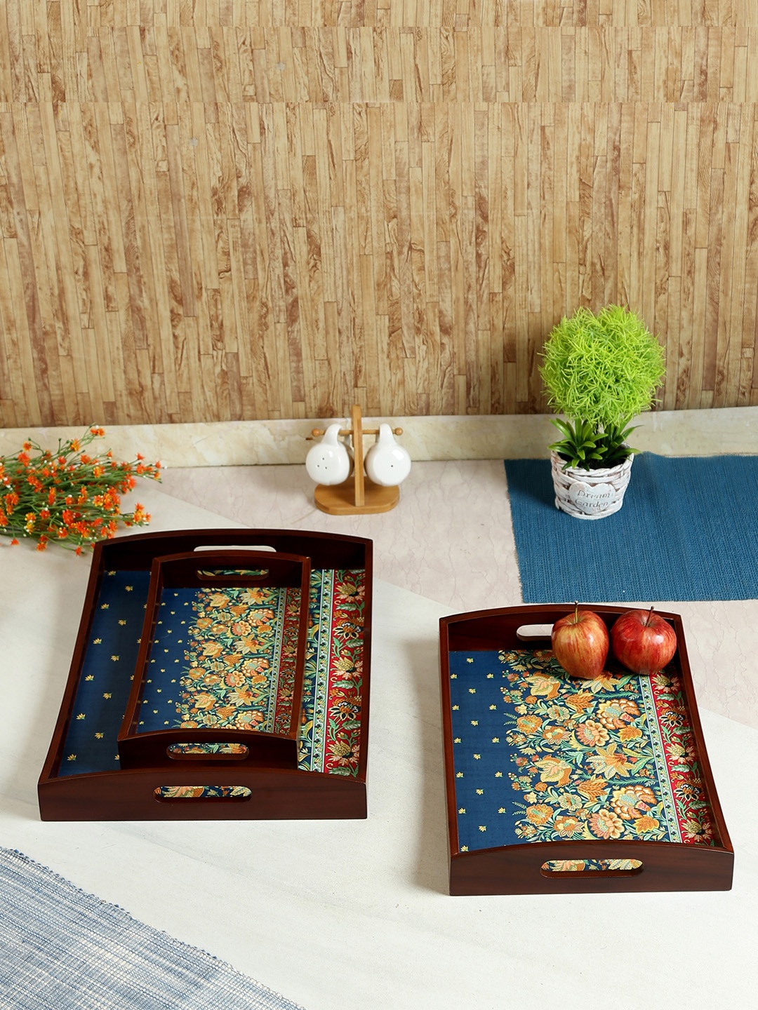 

Reinvention Factory Set of Three Multicoloured Rectangle Printed Serving Trays, Multi