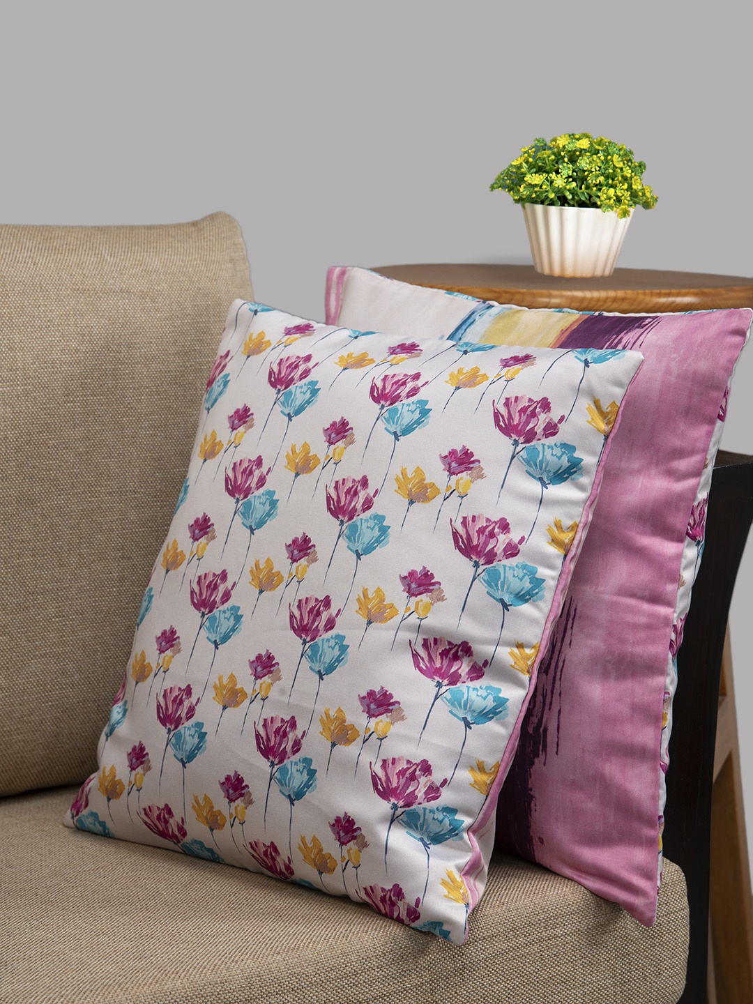 

HOUZZCODE Off-White & Purple Set of 2 Floral Square Cushion Covers