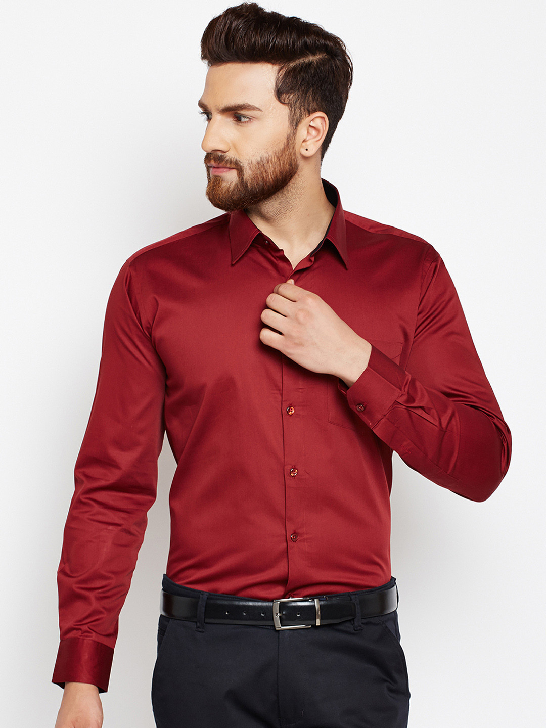 

Hancock Men Maroon Sharp Slim Fit Solid Satin Finish Formal Shirt