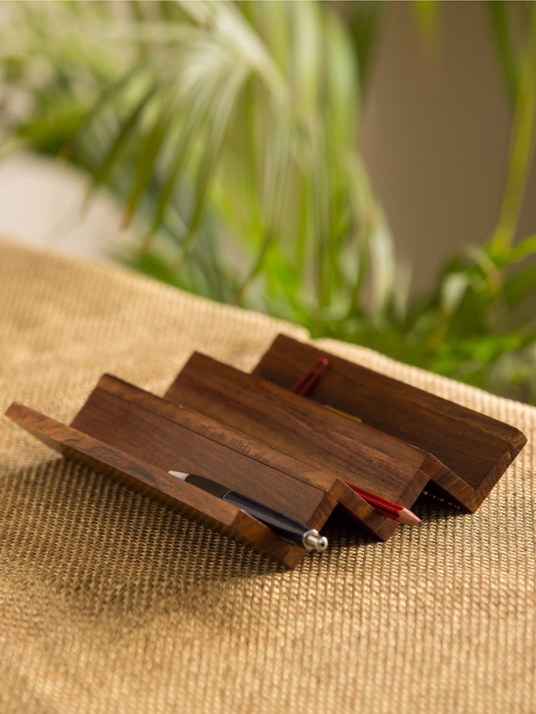 

ExclusiveLane Brown Solid Zig-Zag Organiser Wooden Handcrafted Pen Stand