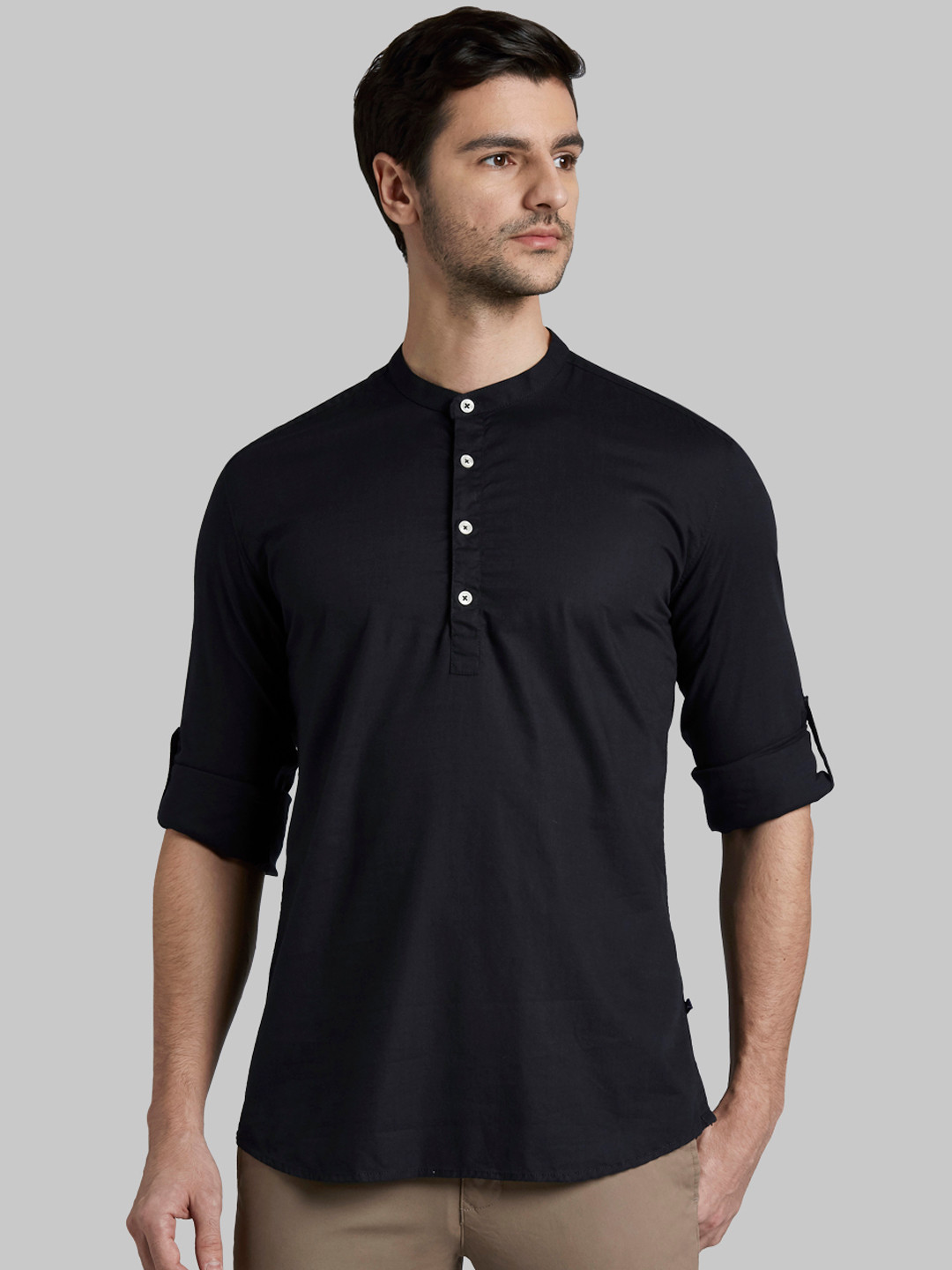 

Parx Men Black Slim Fit Solid Casual Shirt
