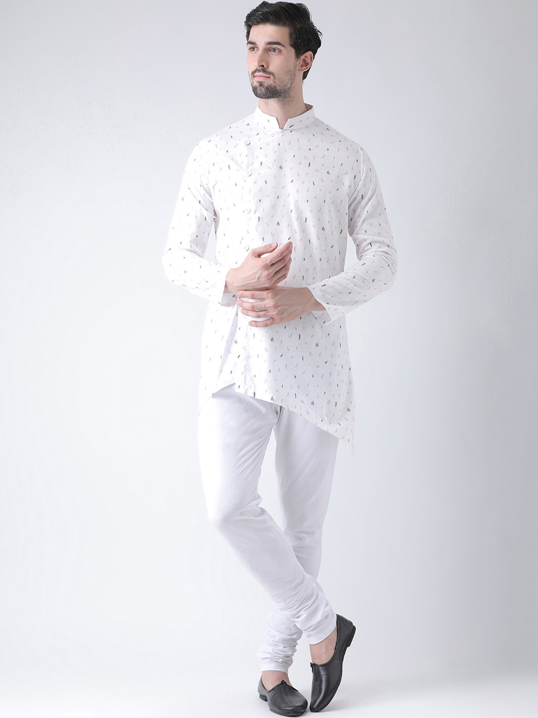 

DEYANN Men White Printed Kurta with Churidar