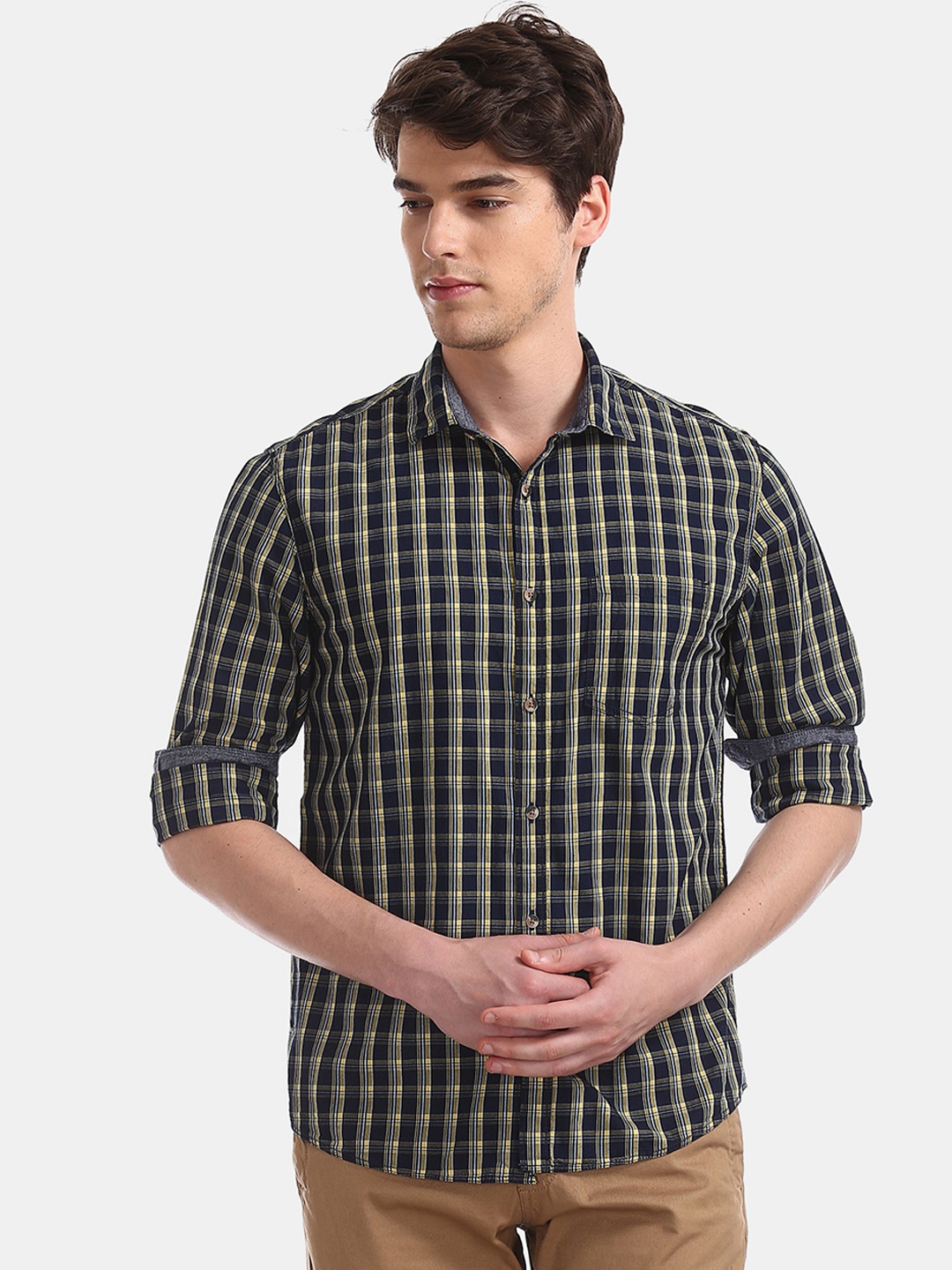

Ruggers Men Yellow Regular Fit Checked Casual Shirt