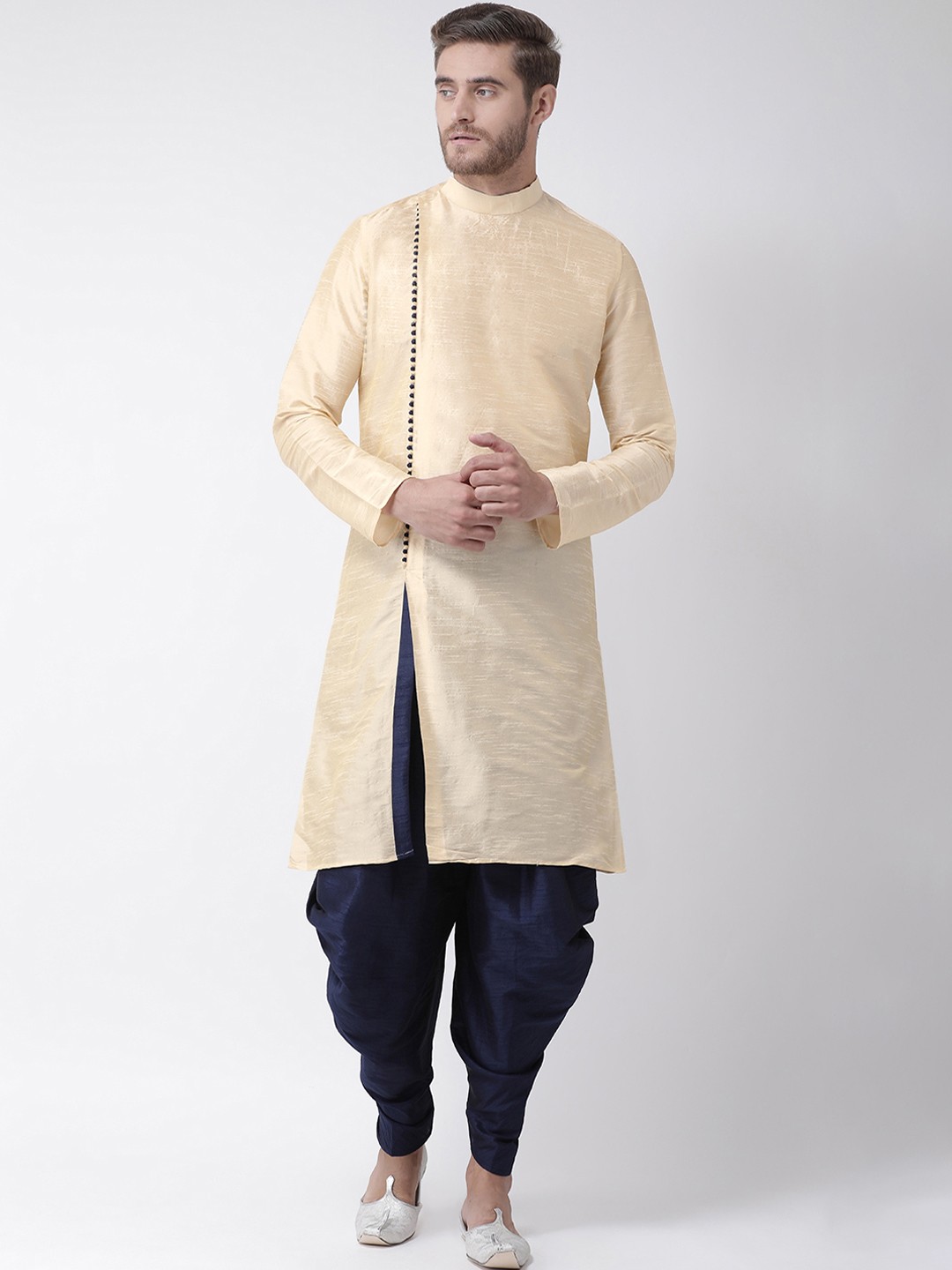 

DEYANN Men Cream-Coloured & Navy Blue Solid Kurta with Dhoti Pants