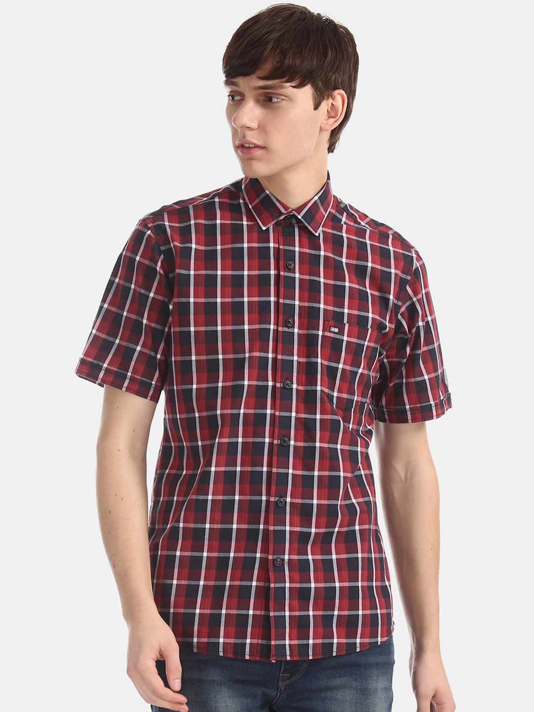 

Arrow Sport Men Red & Black Regular Fit Checked Casual Shirt