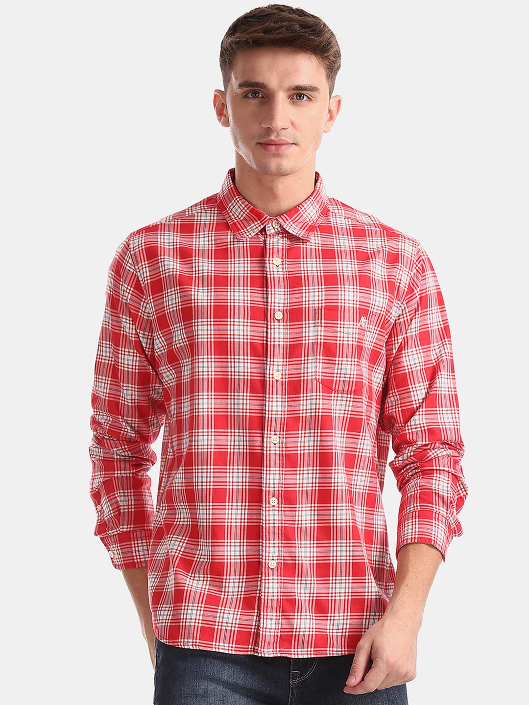 

Aeropostale Men Red & White Regular Fit Checked Casual Shirt