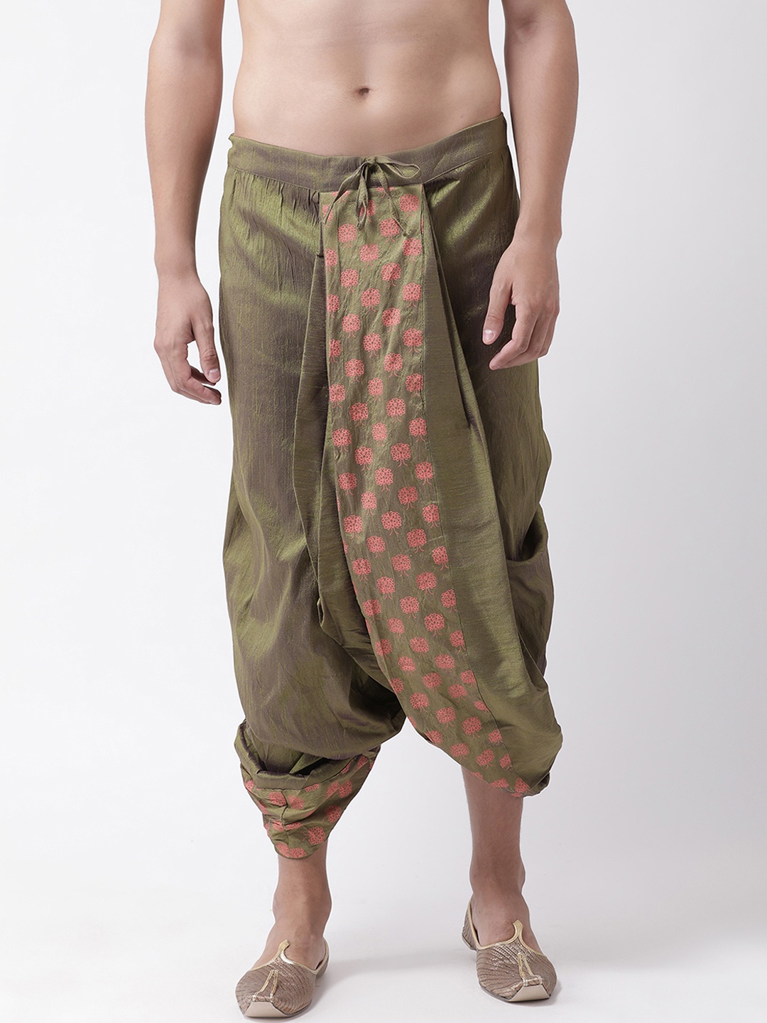 

DEYANN Men Green Printed Dhoti