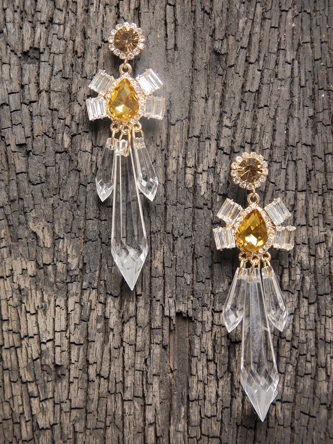 

DIVA WALK Women Gold-Toned & White Contemporary Drop Earrings