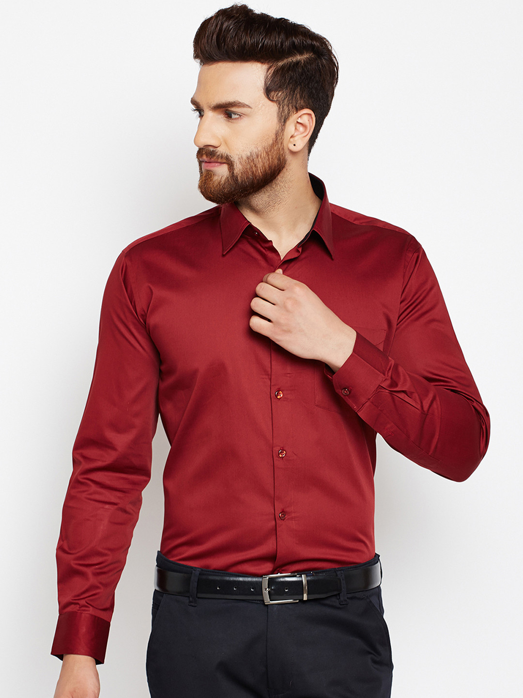 

Hancock Men Maroon Modern Slim Fit Solid Formal Shirt