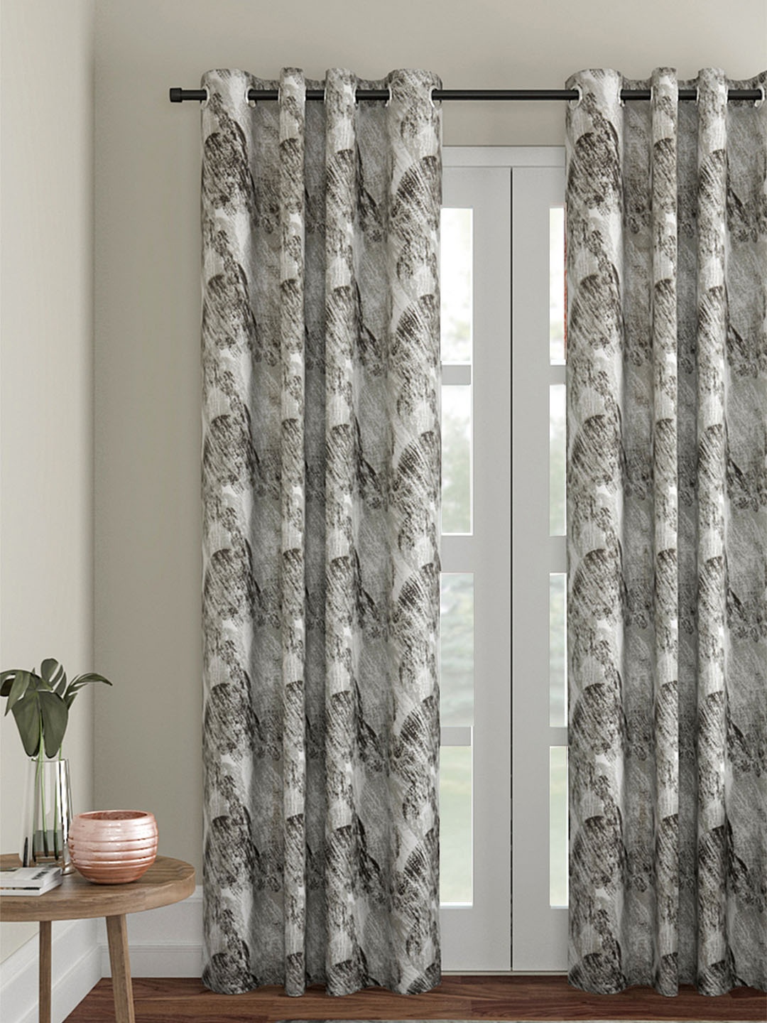 

Soumya Grey Printed Single Door Room Darkening Curtain