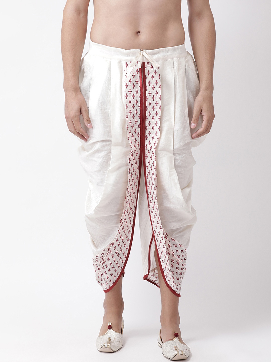 

DEYANN Men Off-White Printed Dhoti