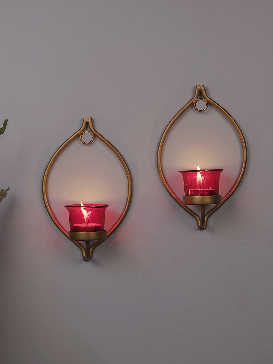 

Homesake Set of 2 Gold-Toned & Red Candle Holders With Candles