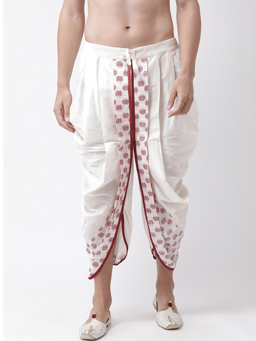 

DEYANN Men Off-White Printed Dhoti