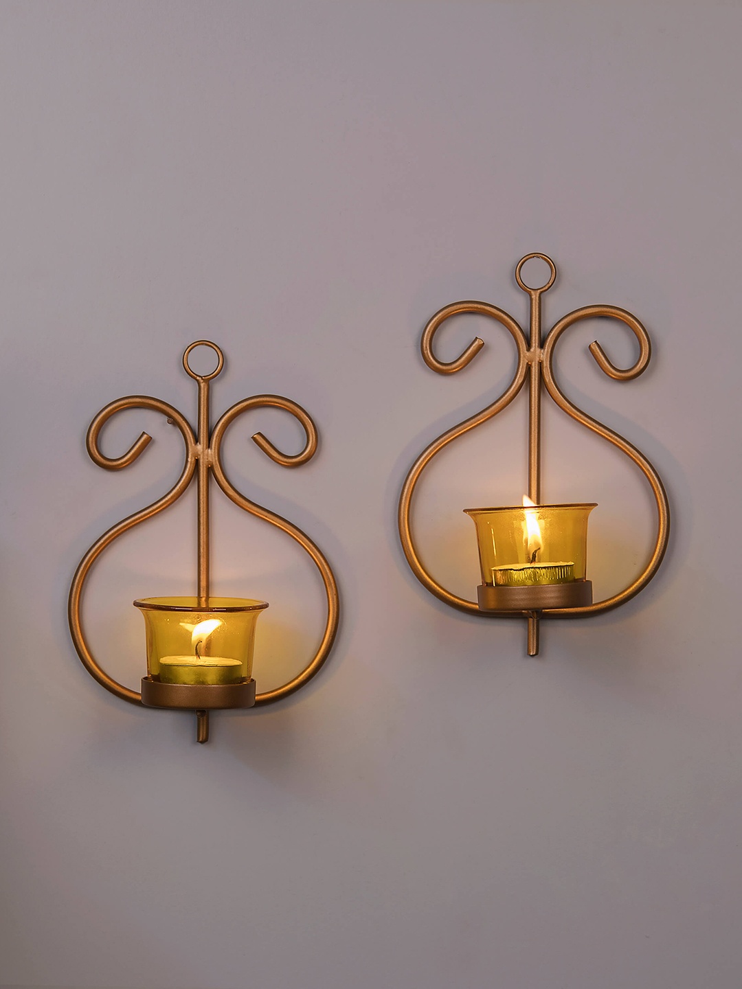 

Homesake Set of 4 Gold-Toned & Yellow Candle Holders With Candles