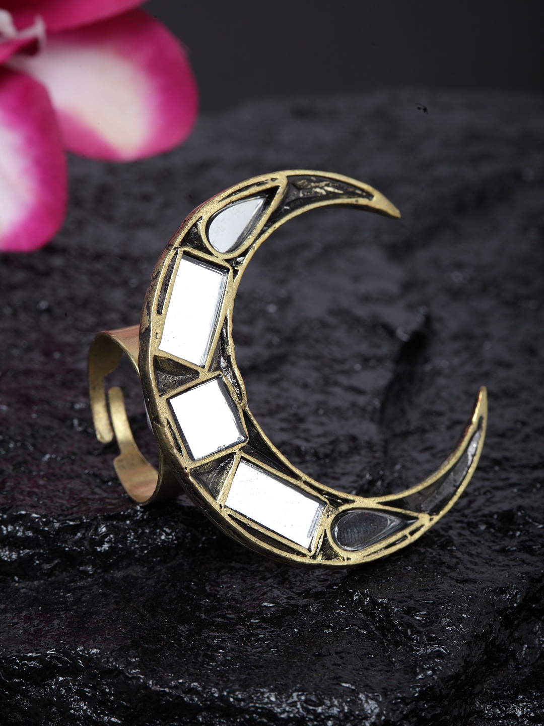 

Women Gold-Plated Afghan Design Adjustable Finger Ring