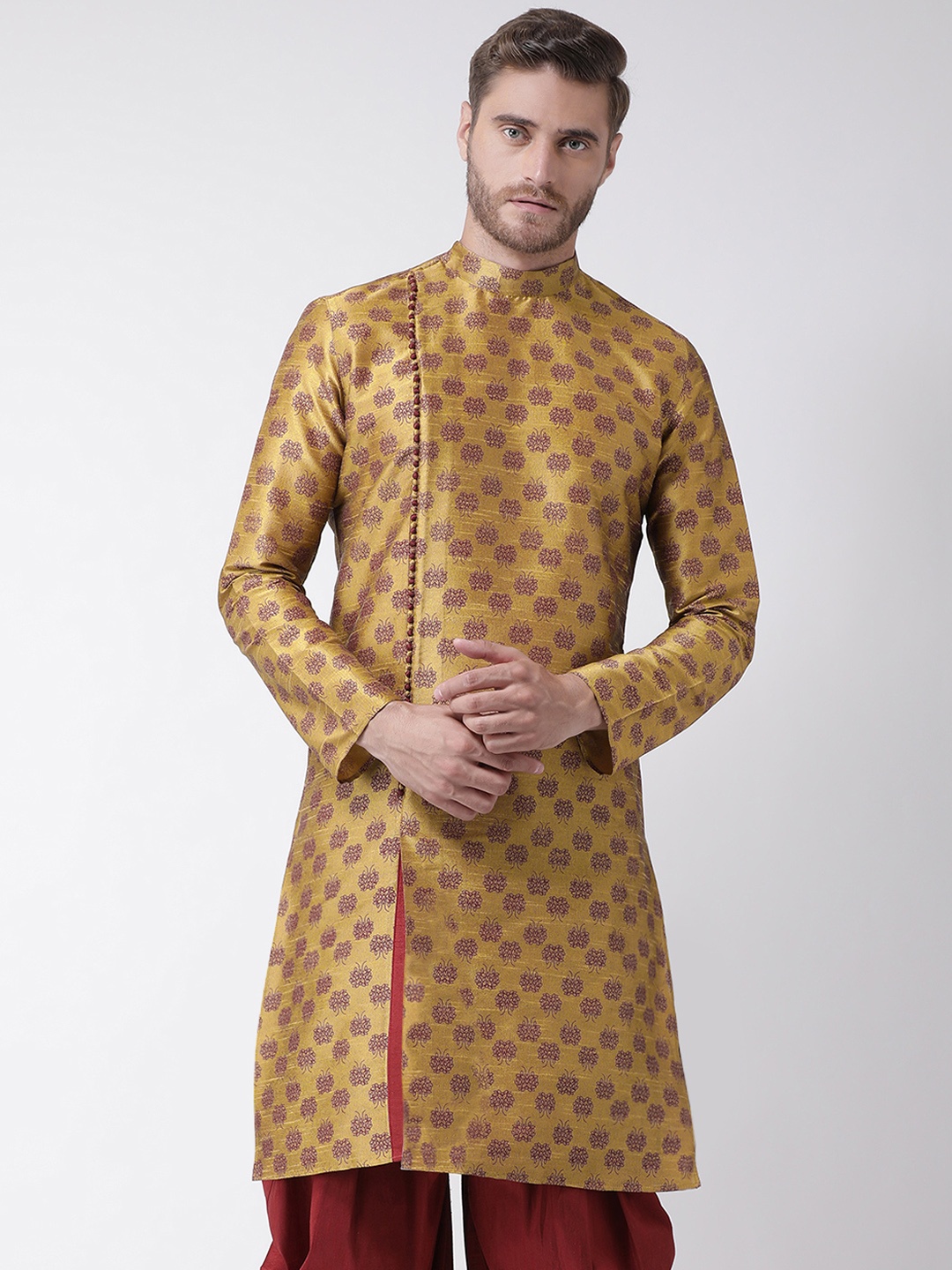 

DEYANN Men Beige & Maroon Floral Print Straight Kurta