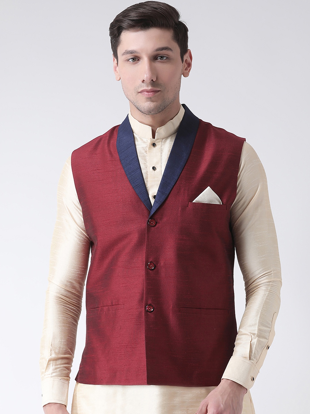 

DEYANN Men Maroon Solid Nehru Jacket