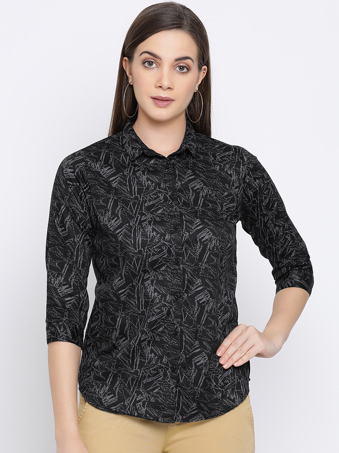 

Crimsoune Club Women Black Slim Fit Printed Casual Shirt