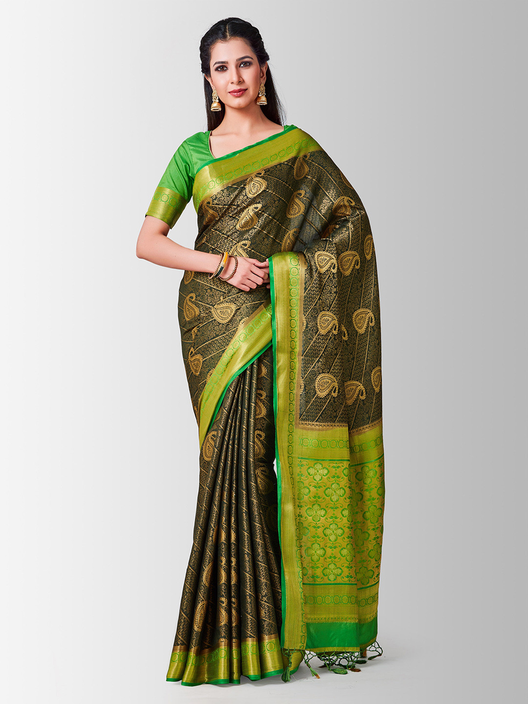 

Mitera Green & Gold-Toned Art Silk Woven Design Kanjeevaram Saree