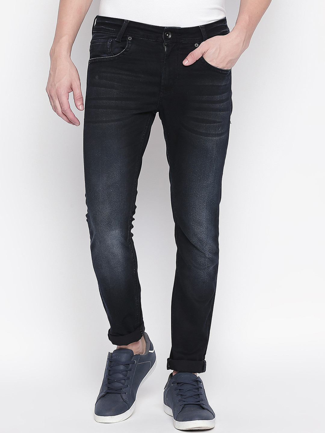 

Mufti Men Black Regular Fit Mid-Rise Clean Look Stretchable Jeans