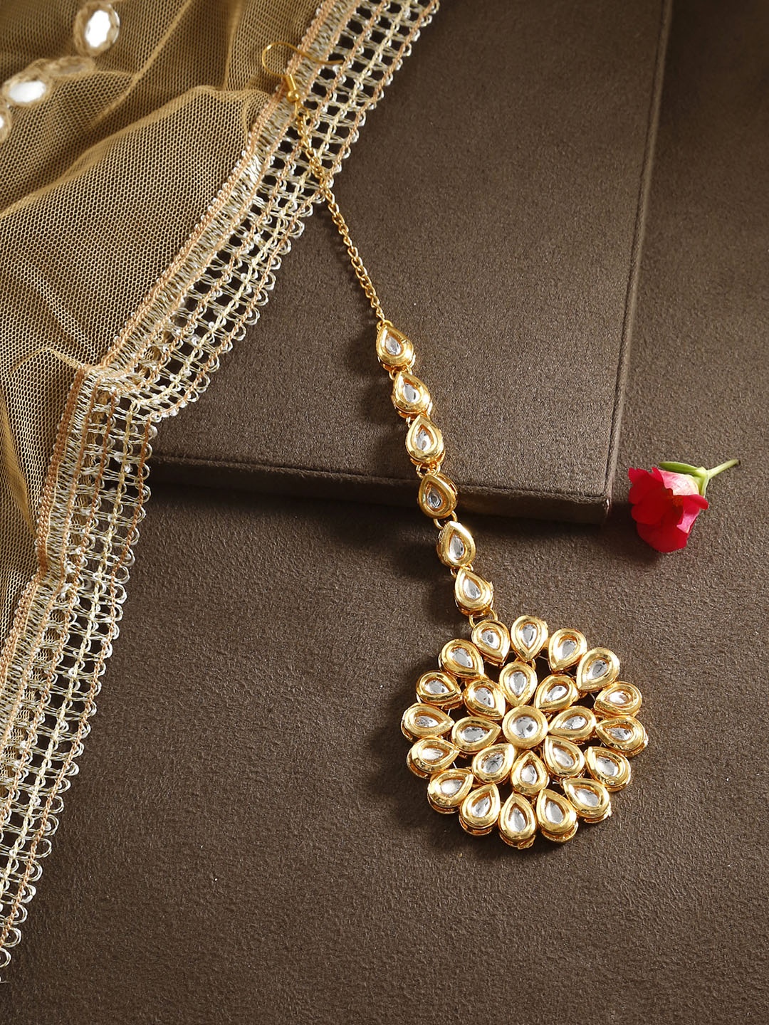 

Bamboo Tree Jewels Gold-Toned Maang Tika