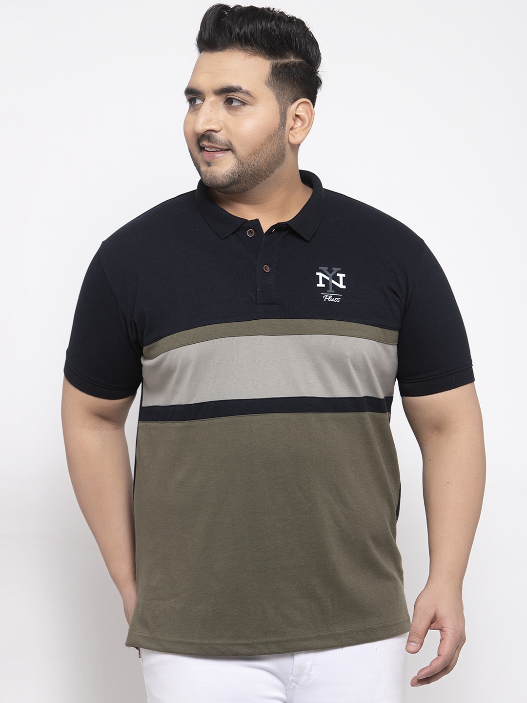 

plusS Men Navy Blue Colourblocked Polo Collar Pure Cotton T-shirt