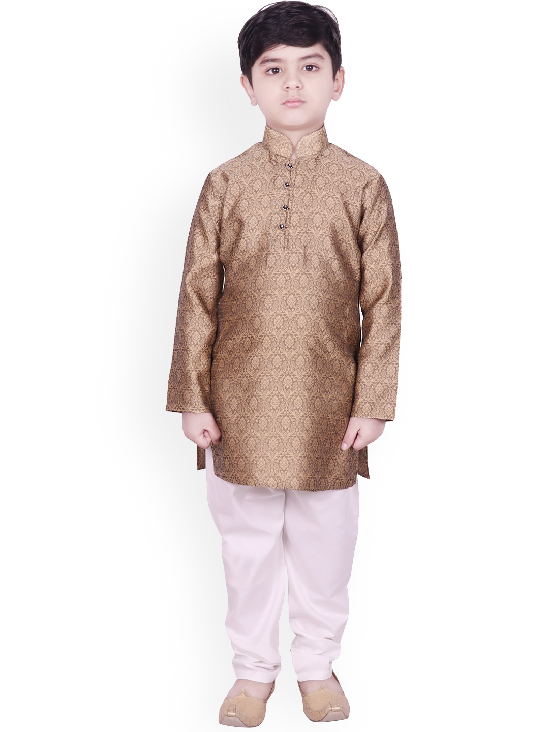 

SG YUVRAJ Boys Brown & White Self Design Kurta with Pyjamas