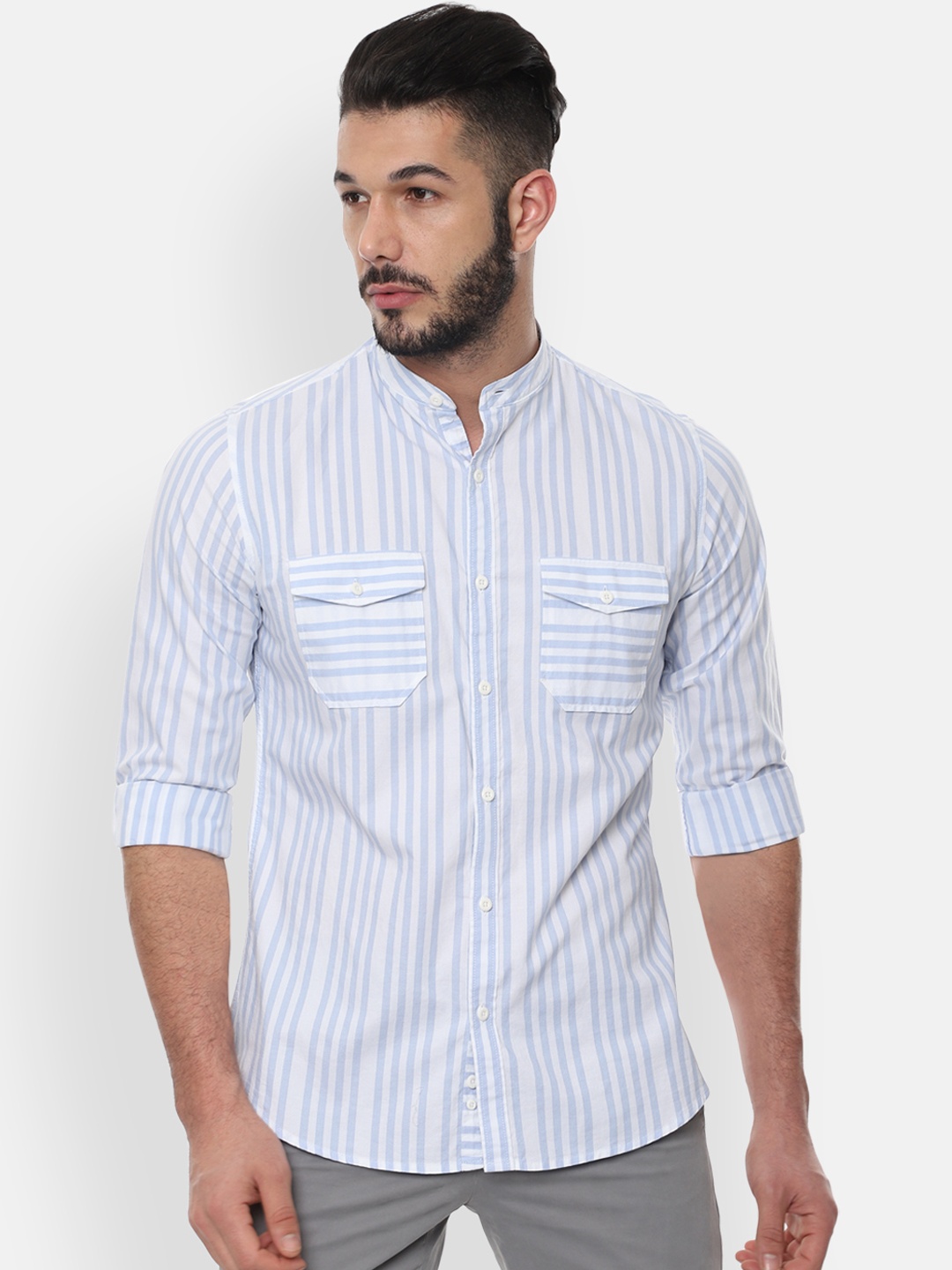 

Van Heusen Sport Men Blue & White Slim Fit Striped Casual Shirt