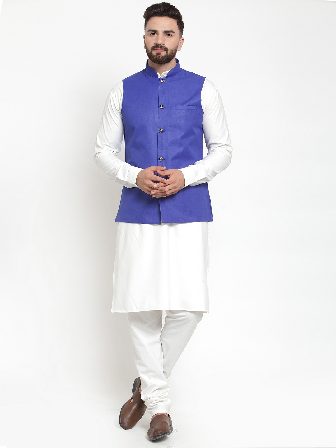 

Jompers Men White & Blue Solid Kurta with Churidar