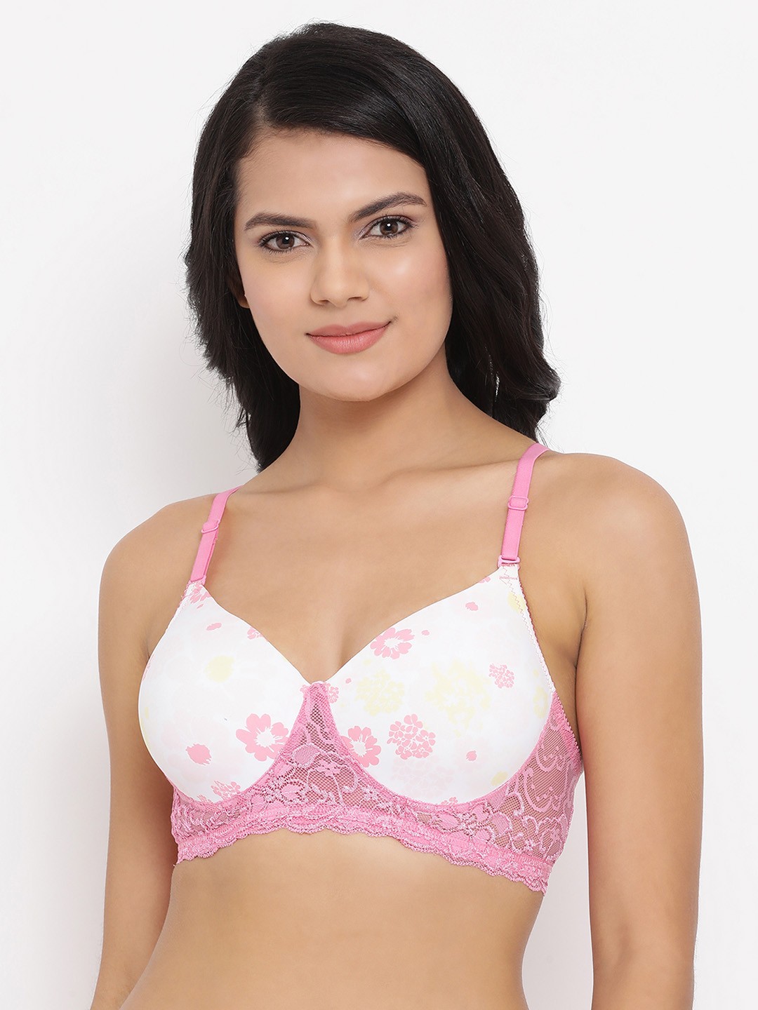 

Clovia White & Pink Lace Non-Wired Lightly Padded T-shirt Bra BR1806A1832B
