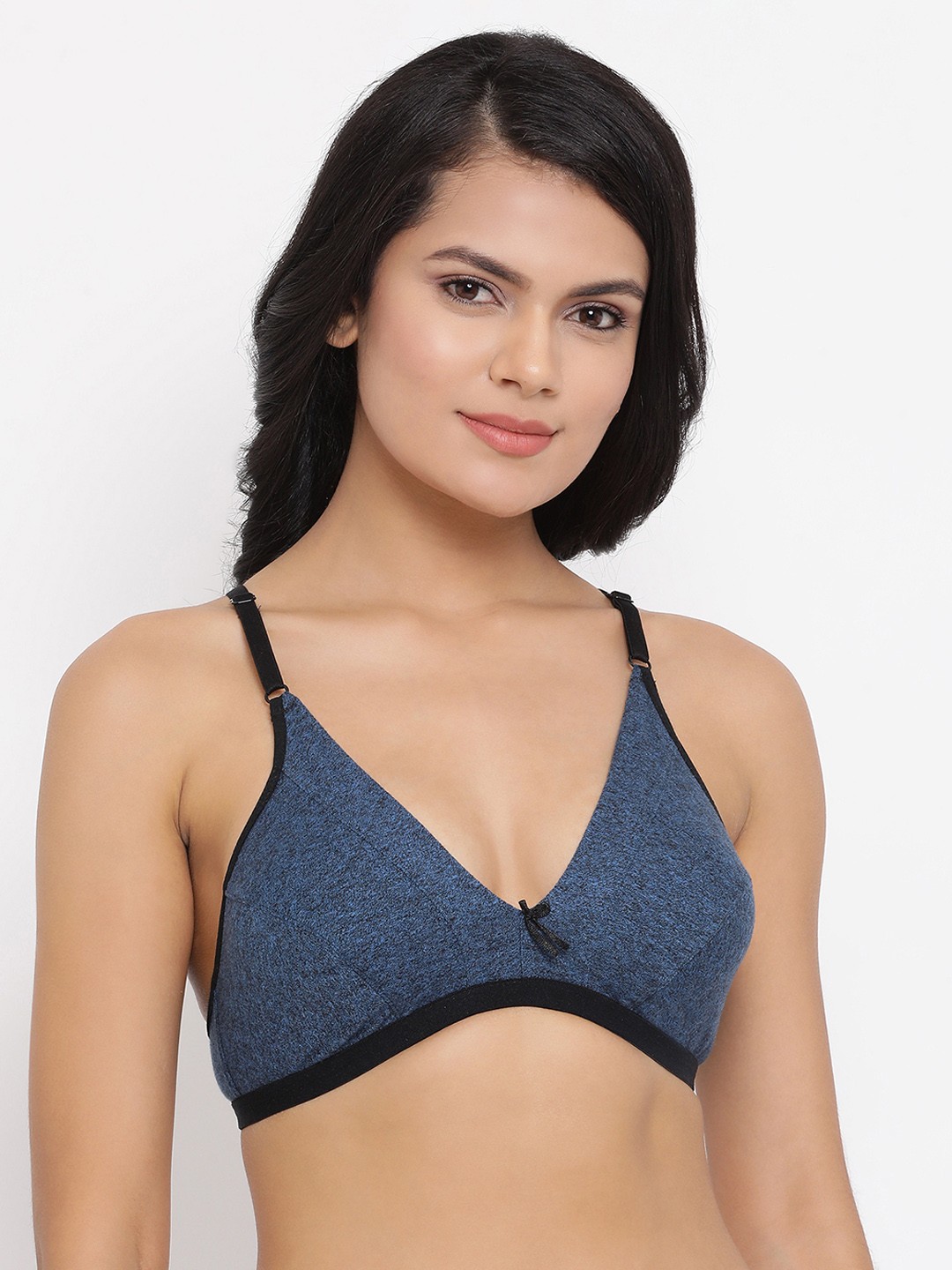 

Clovia Blue Solid Non-Wired Non Padded Everyday Bra BR1595D0832B