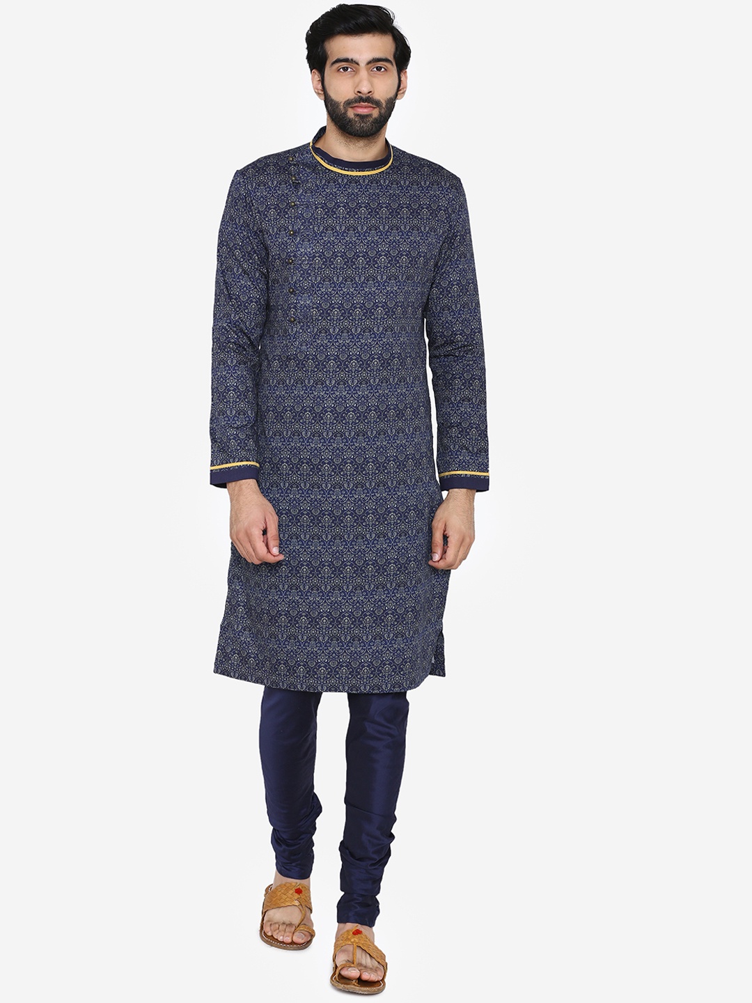 

Manyavar Men Navy Blue Printed Straight Kurta