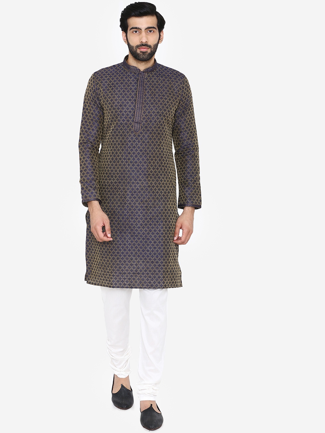 

Manyavar Men Navy Blue & Gold-Coloured Self Design Kurta with Churidar