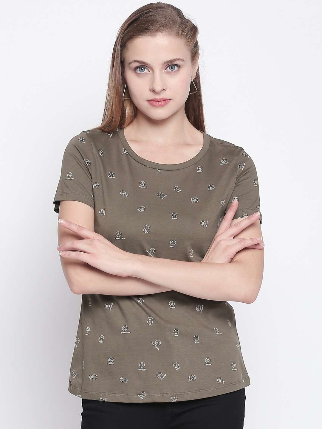 

Honey by Pantaloons Women Olive Green Printed Round Neck T-shirt