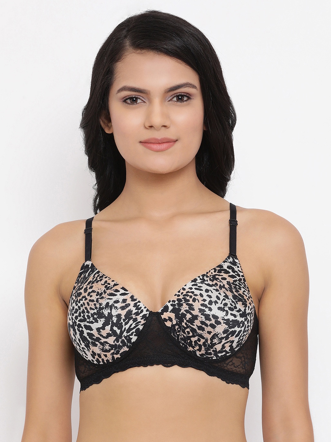 

Clovia Black & Off-White Animal Print Non-Wired Lightly Padded T-shirt Bra BR1806P1332B