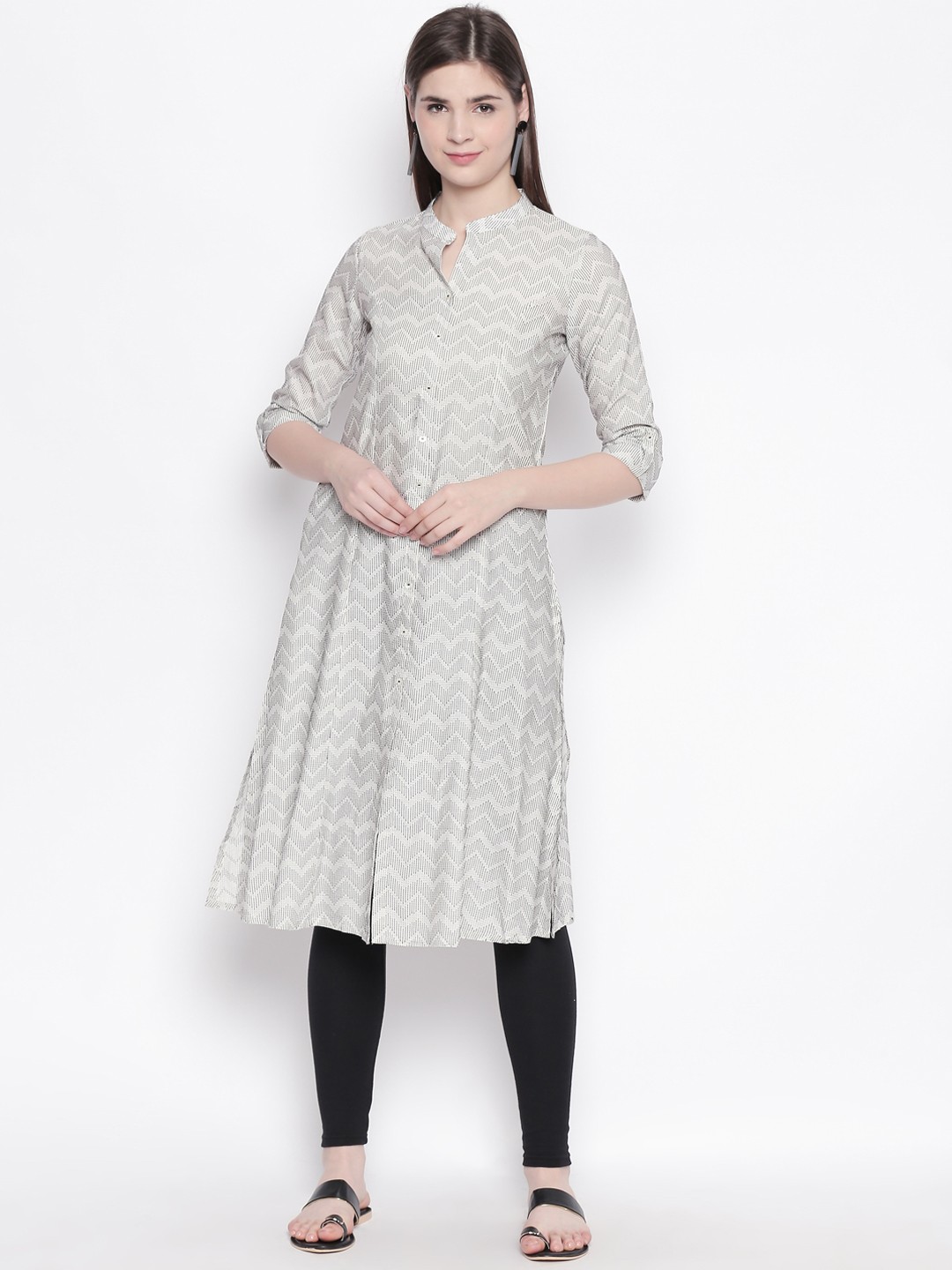 

RANGMANCH BY PANTALOONS Women Off-White & Black Woven Design A-Line Kurta