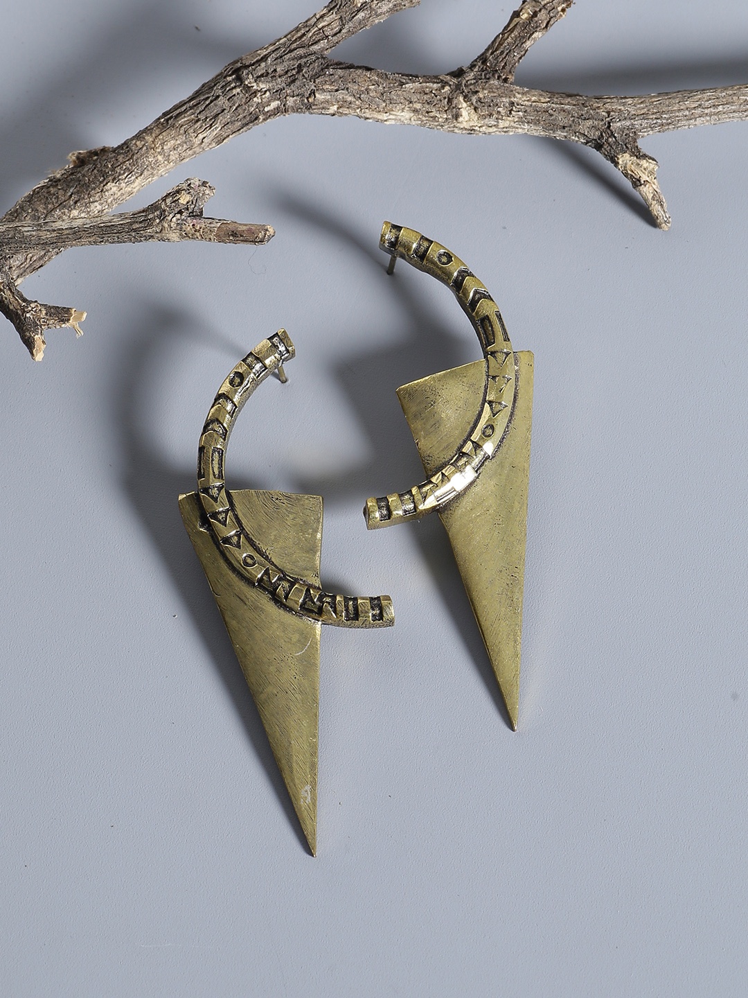 

Voylla Gold-Plated & Black Quirky Drop Earrings