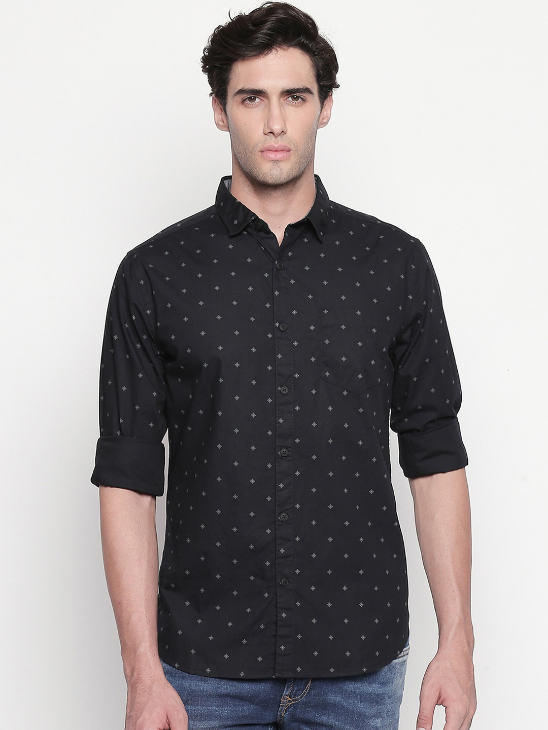 

BYFORD by Pantaloons Men Black Regular Fit Printed Casual Shirt