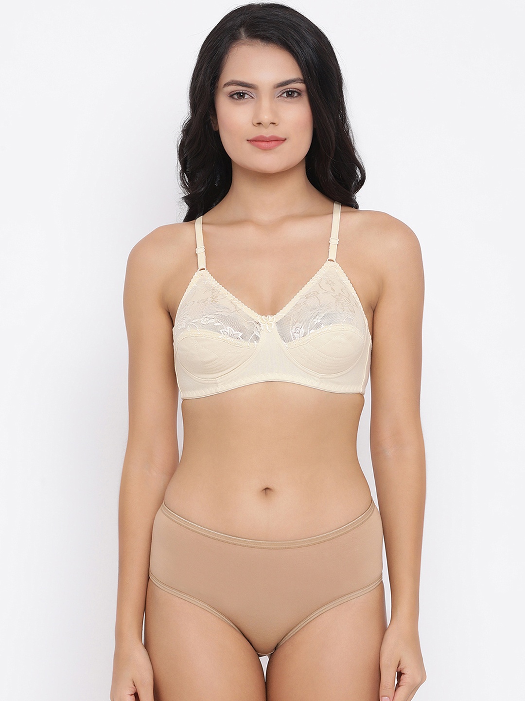 

Clovia Women Beige Solid Non-Padded Lace Bra & Hipster Lingerie Set COMBBP87732B