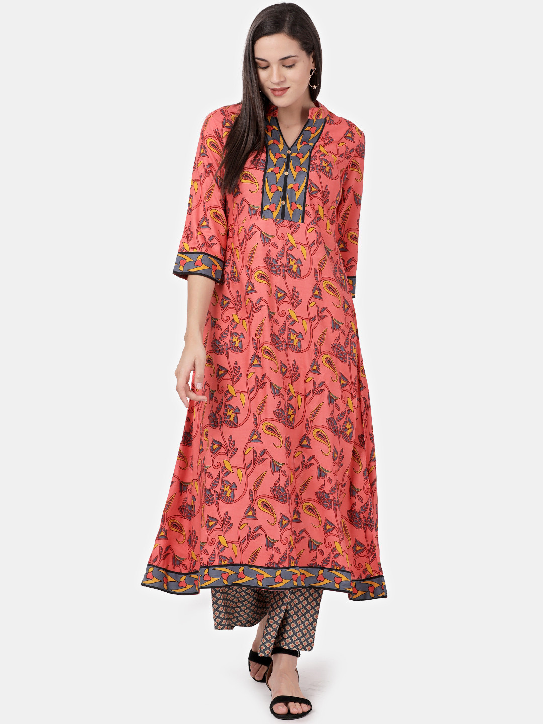 

Alena Women Peach-Coloured & Grey Printed Kurta with Palazzos