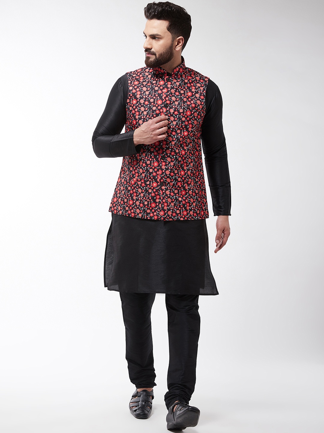 SOJANYA Men Black & Red Printed Kurta with Churidar With Nehru Jacket