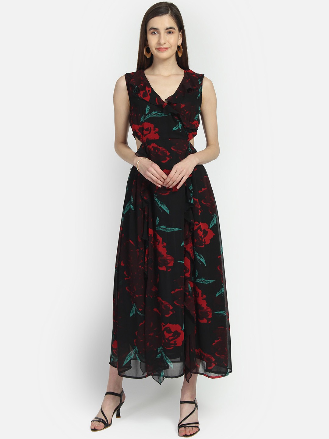 

Yaadleen Women Black Printed Maxi Dress