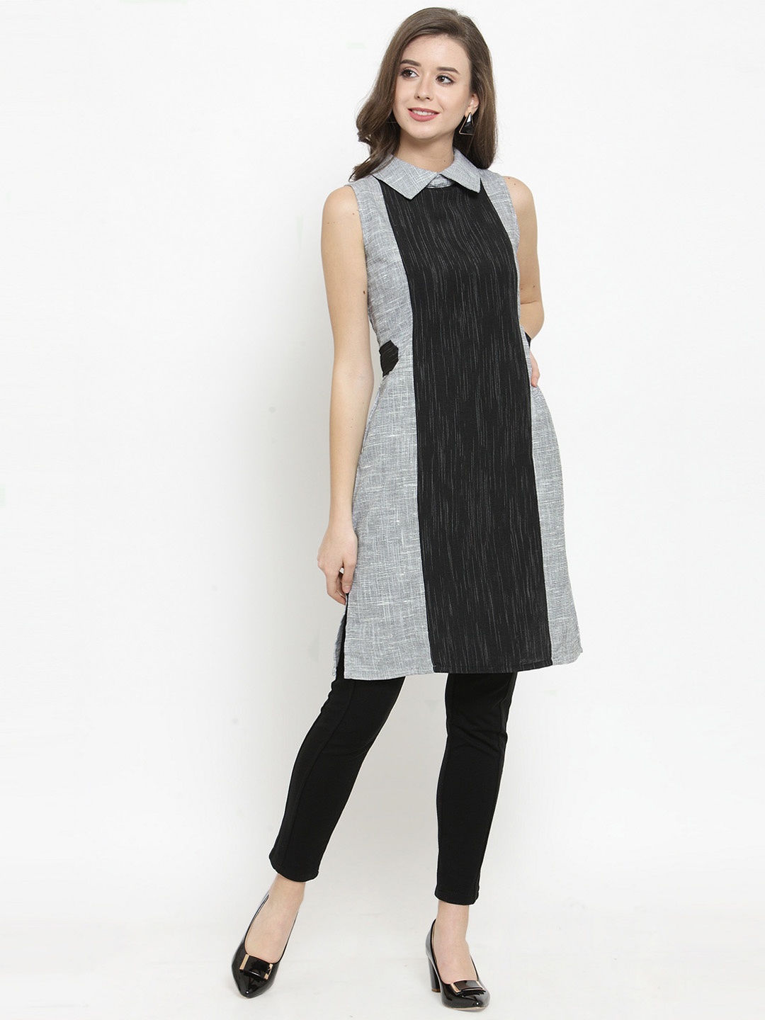 

Get Glamr Women Grey & Black Colourblocked Straight Kurta