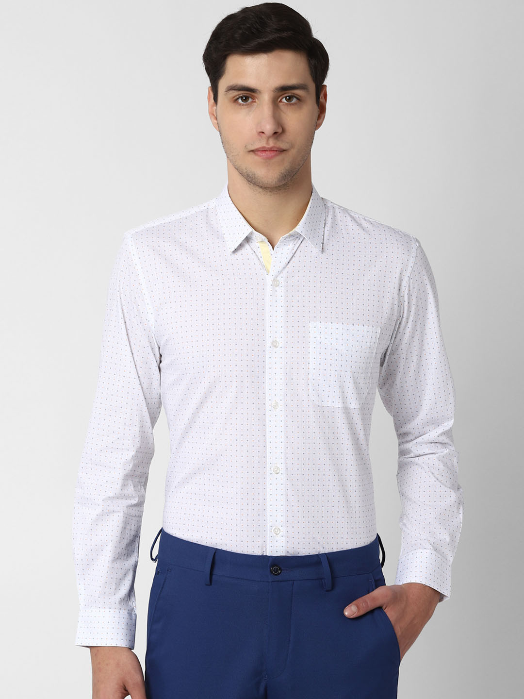 

Peter England Men White & Grey Slim Fit Printed Formal Shirt
