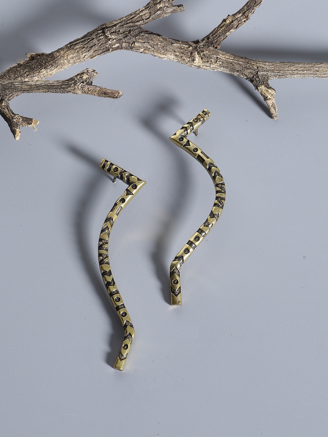 

Voylla Gold-Plated Oxidised Contemporary Drop Earrings