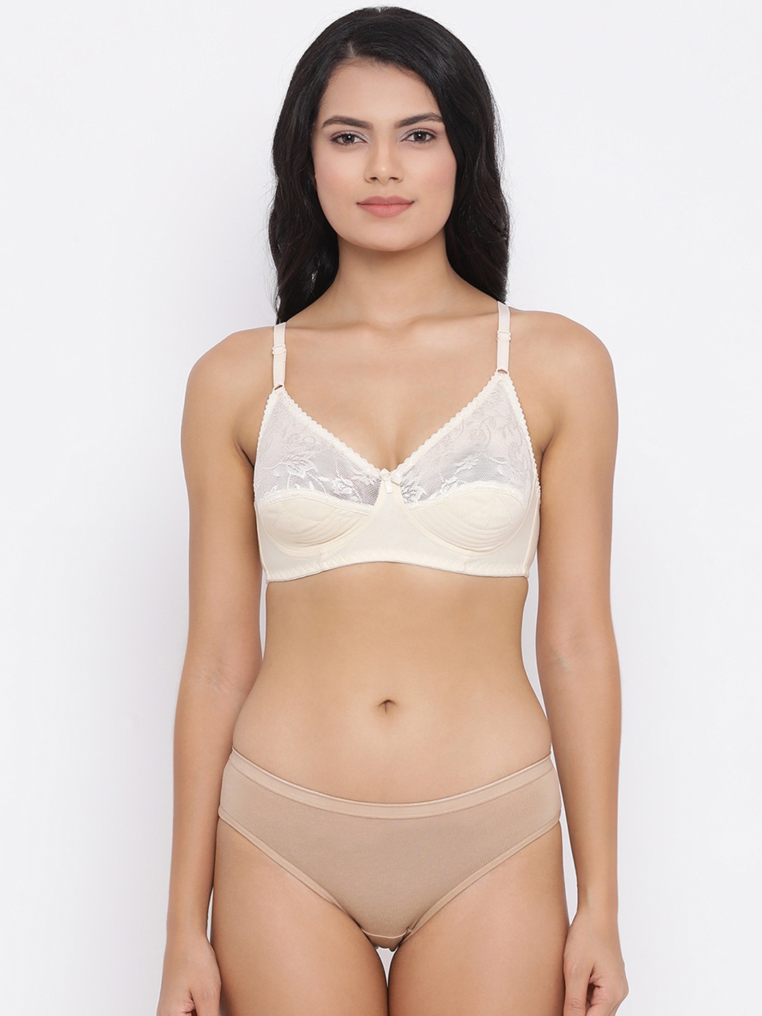 

Clovia Women Cream-Coloured & Nude-Coloured Solid Lingerie Set COMBBP85632B, Beige
