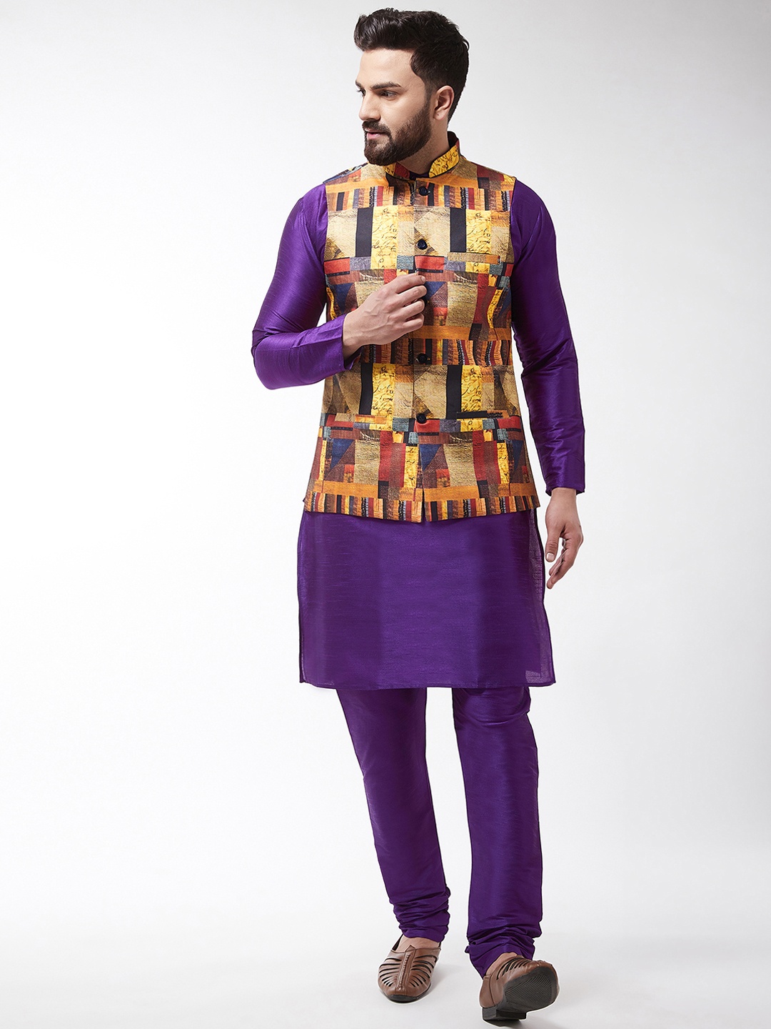 

SOJANYA Men Purple & Yellow Printed Kurta with Churidar