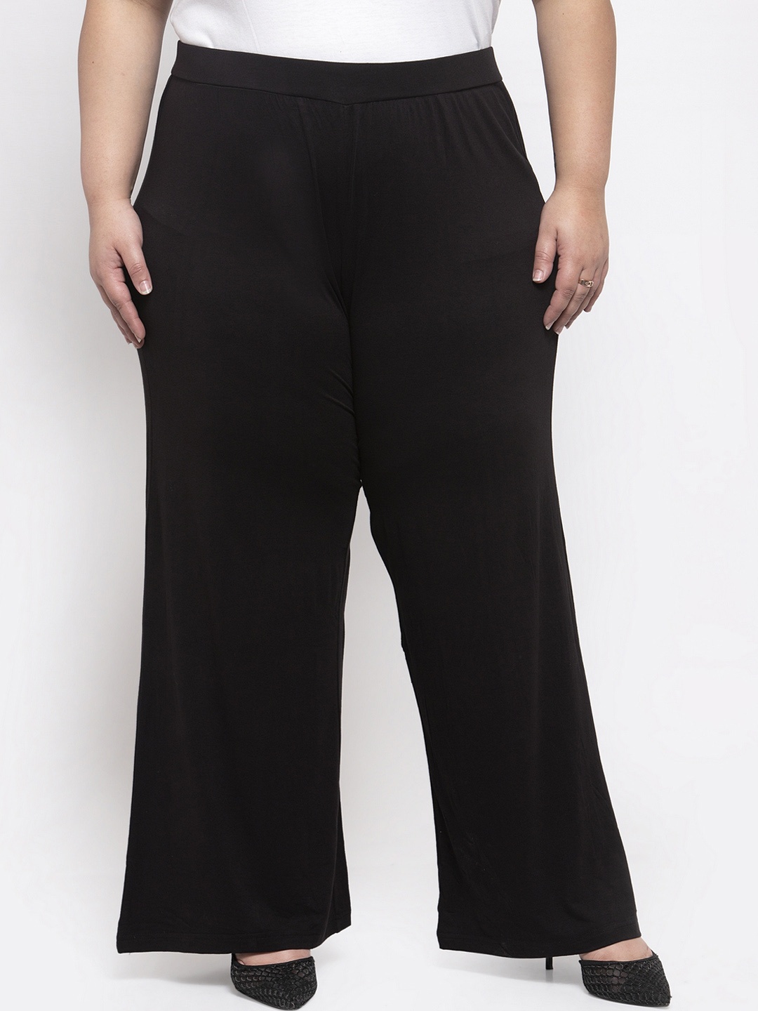 

plusS Women Black Solid Straight Palazzos
